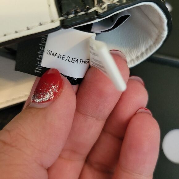 DVF Mini Colorblock Cross Shoulder Bag. Black & White - Picture 13 of 14